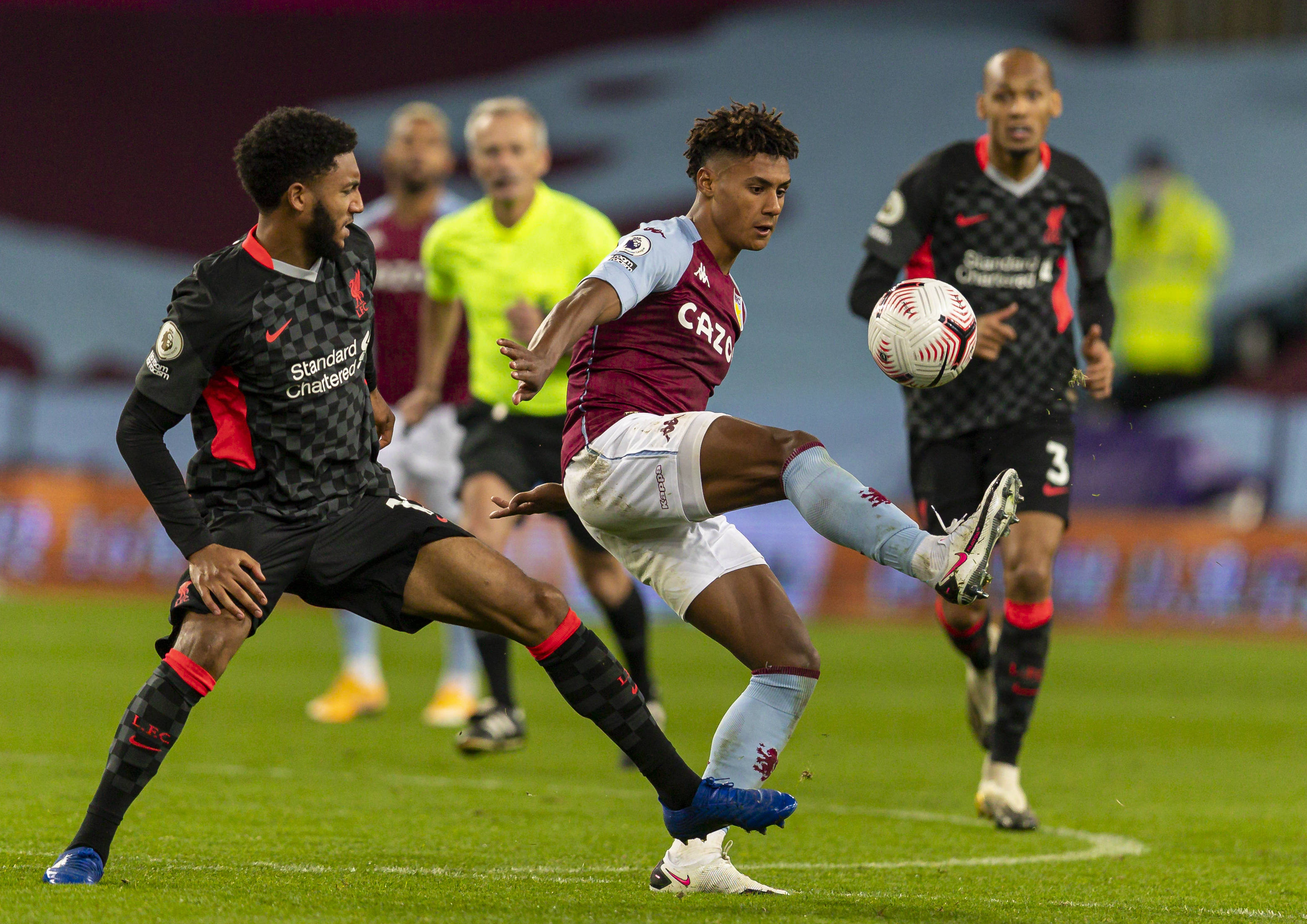 的比赛专注 的比赛专注