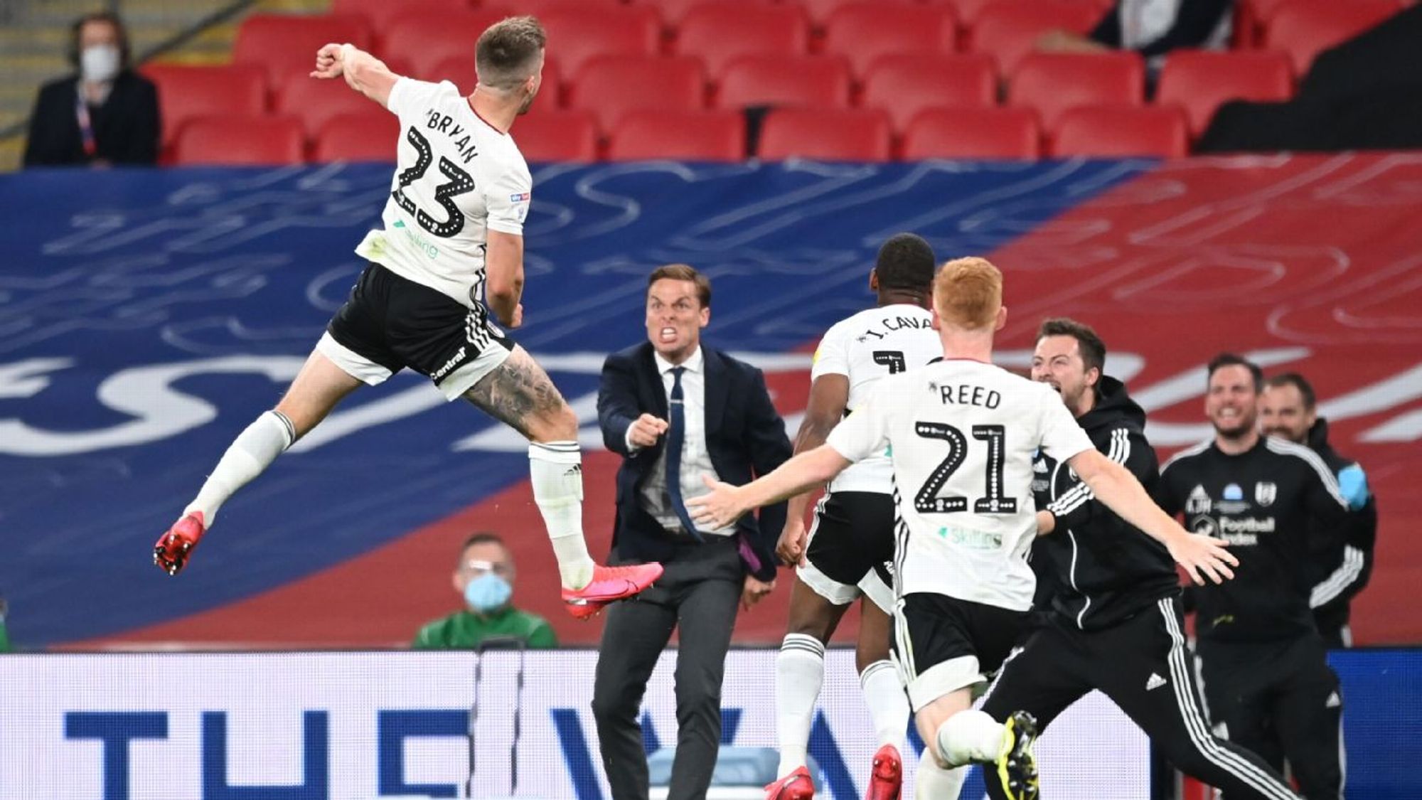 也成为球迷 也成为球迷